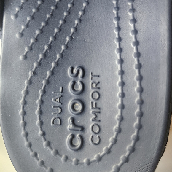 Crocs Monterey Beaded Wedge Navy Blue Dual Comfort Flip Sandal Women's size 7 - Picture 9 of 10
